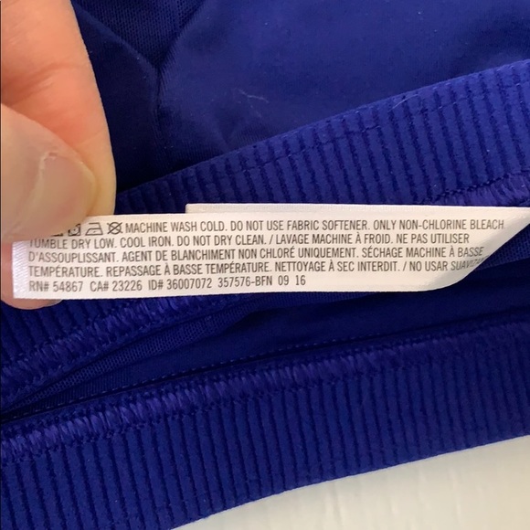 NWT VICTORIA’S SECRET V-back Body-Wick Mesh Sports Bra - Picture 15 of 15